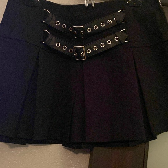 Dolls Kill Current Mood Black Pleated Mini Skirt - Picture 1 of 4